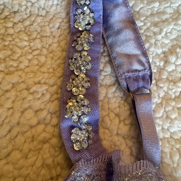 Victoria's Secret Lavender Lace Underwire Bra with Crystal Accents - Picture 2 of 4